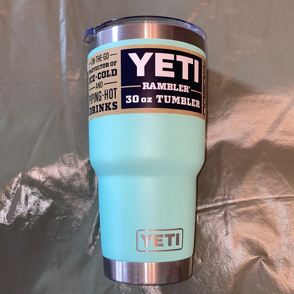 Yeti Rambler 30 oz. Tumbler. NEW